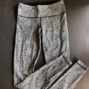 Lululemon Floral Pattern Leggings - Sz 2